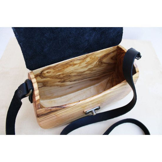 TINOS olive wood handbag - black leather