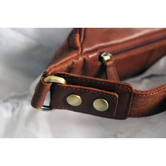 DOKOS leather waist bag - light brownWomen s leather waist bags